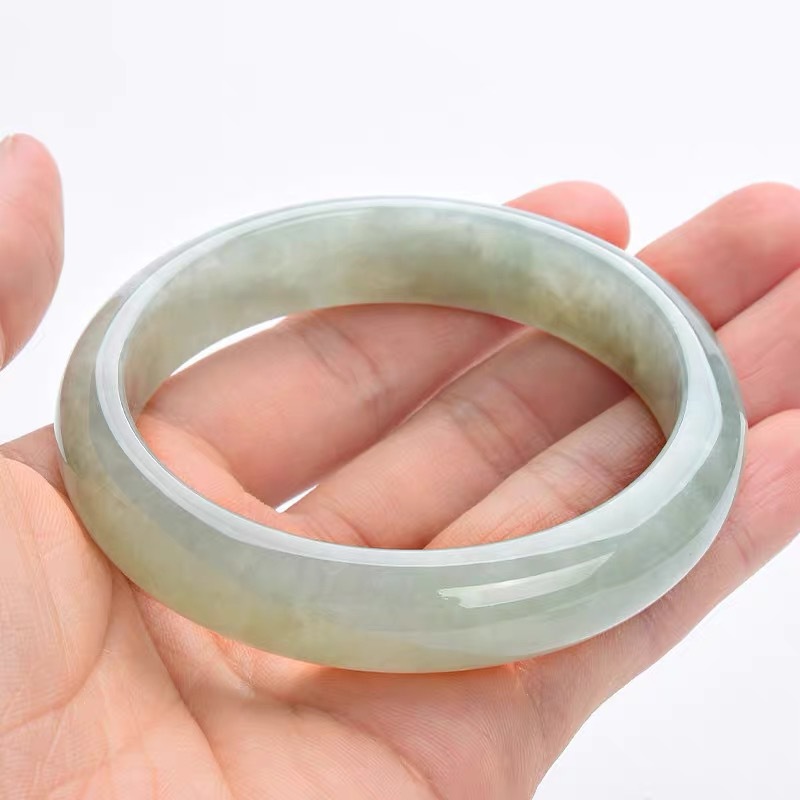 Pulsera de Jade Antigua de Mya - Lighting & Home Decor Studio Photos reseña y precio